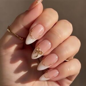 BNWT Fashion Falsie Nails